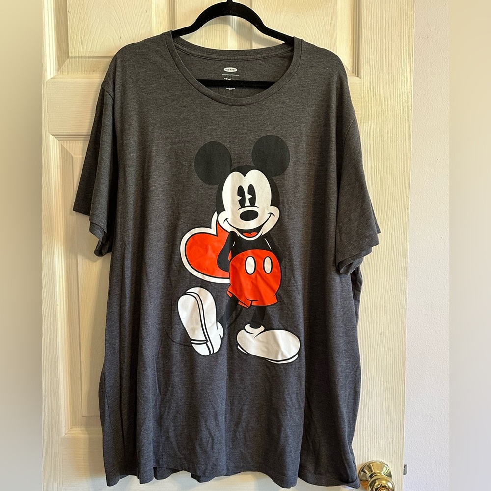 Old Navy Disney Graphic Tee